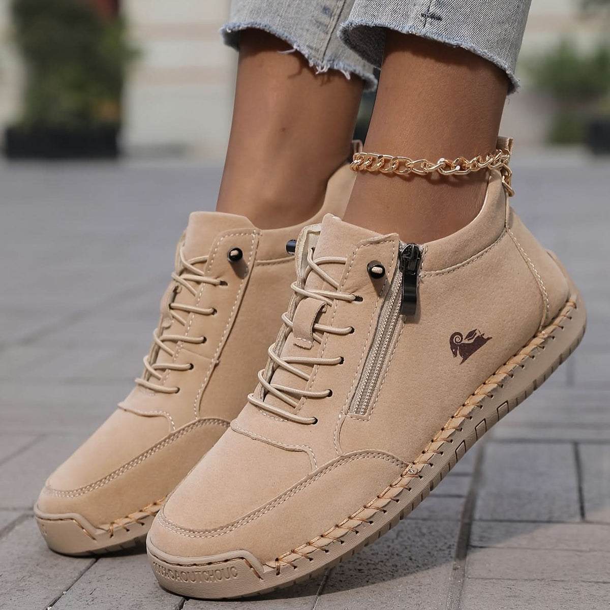DELACROIX | Chloé Baskets montantes zippées pour femme