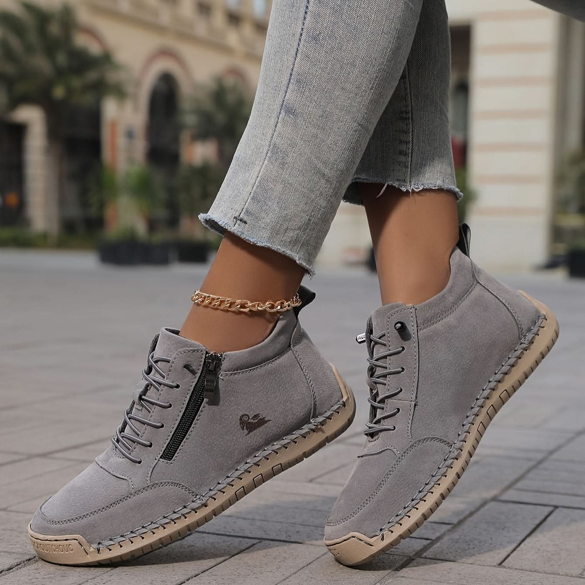 DELACROIX | Chloé Baskets montantes zippées pour femme