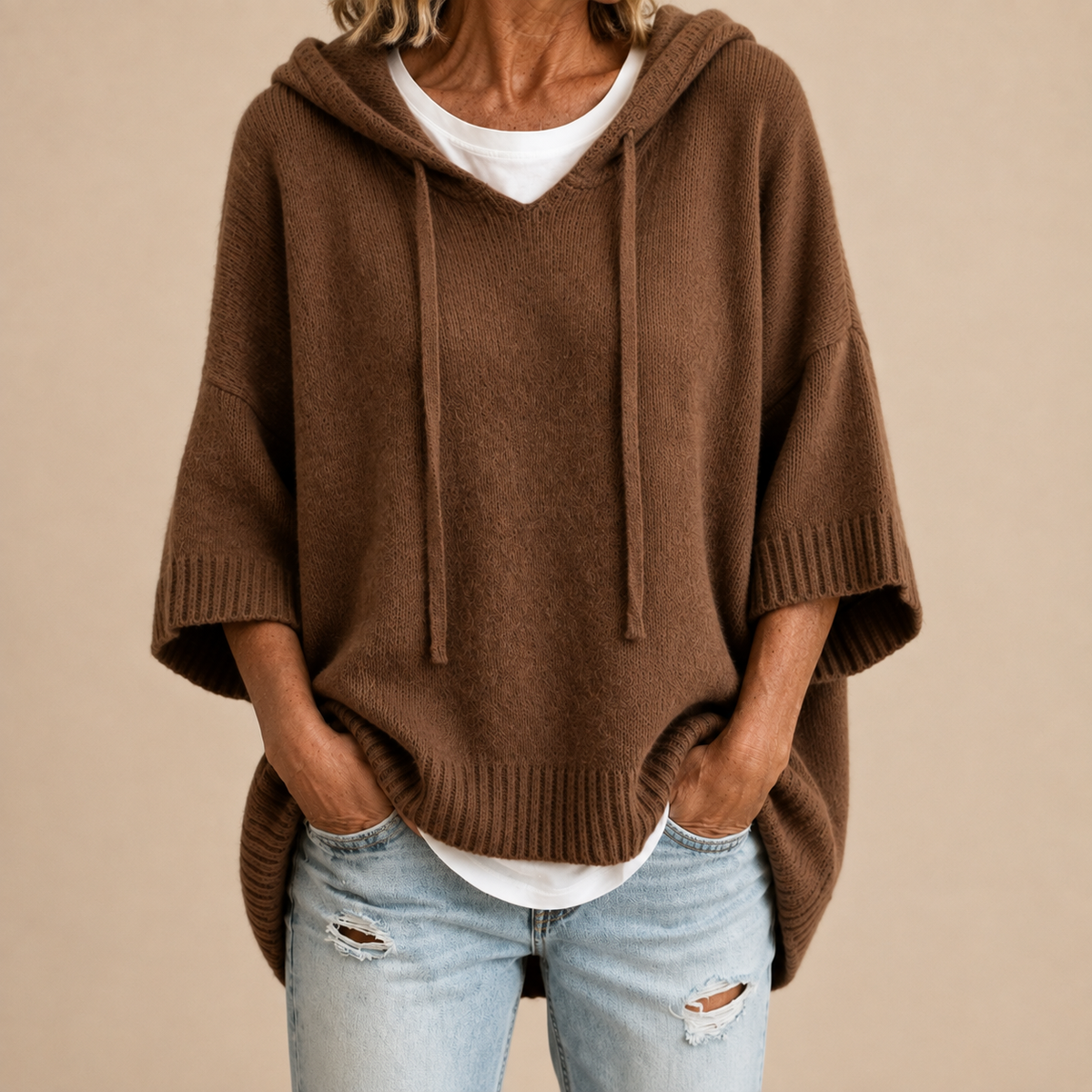 Mirella | Poncho en Tricot avec Capuche
