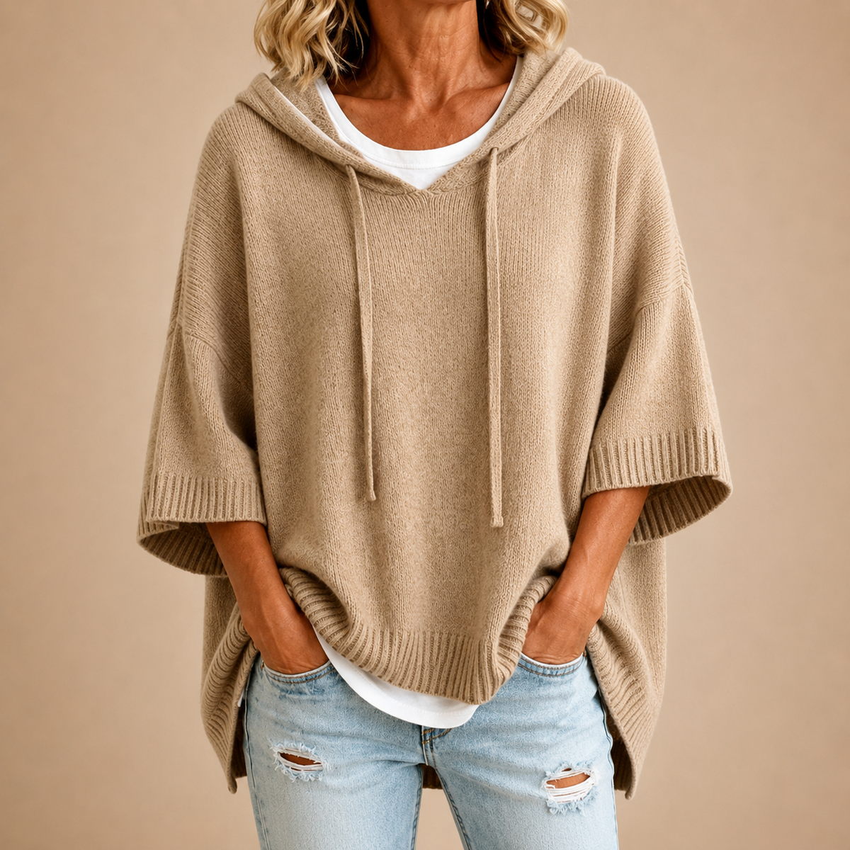 Mirella | Poncho en Tricot avec Capuche